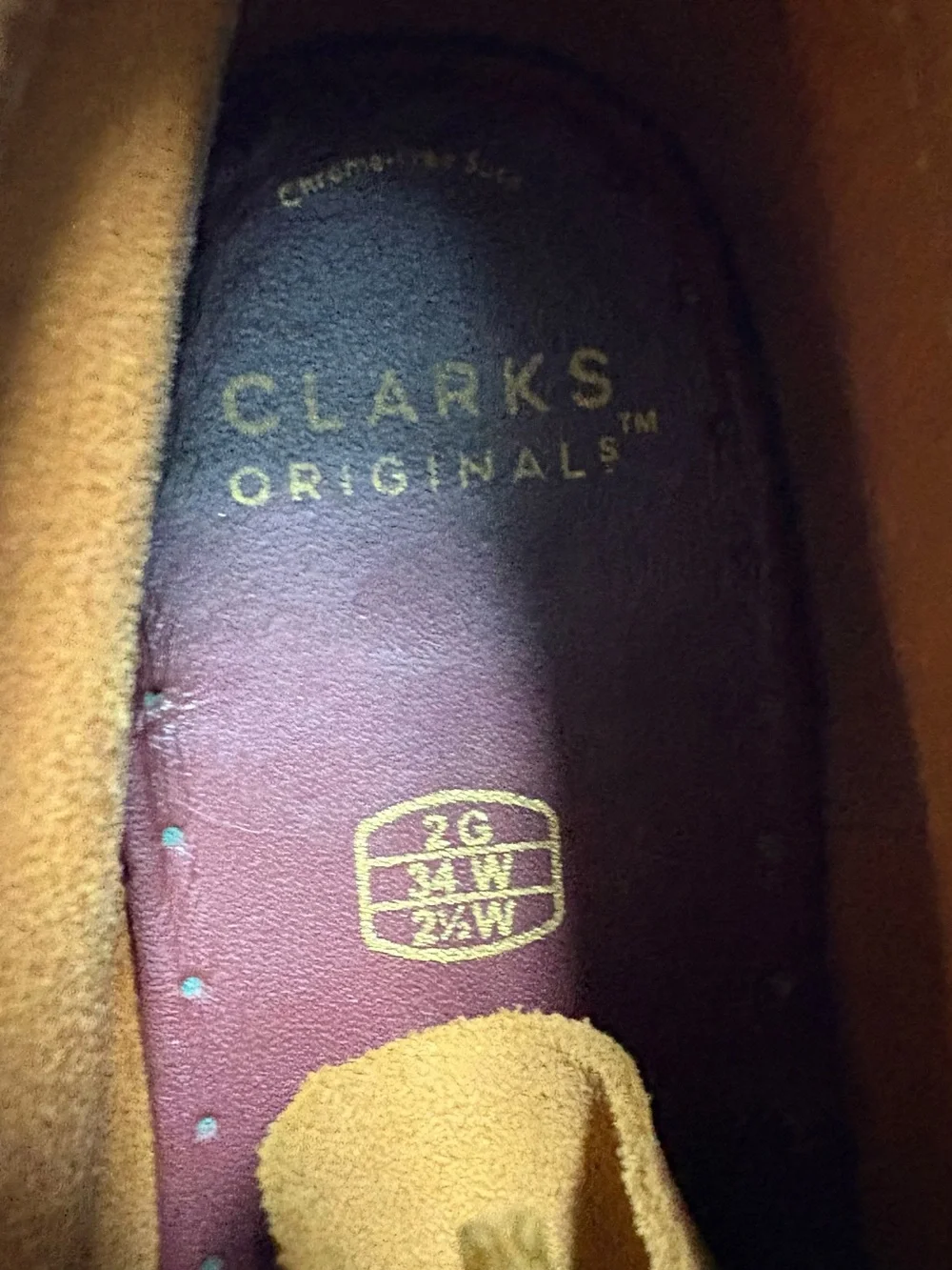 Clark’s Original Wallabee Boot kids Mustard Suede with Striped Trim size 2.5W